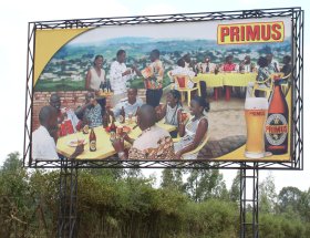 Photo of 'Primus' beer advertisement hoarding